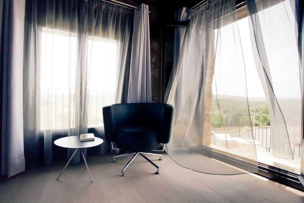 Hotel Restaurante Masia La Torre Mora de Rubielos Oda fotoğraf