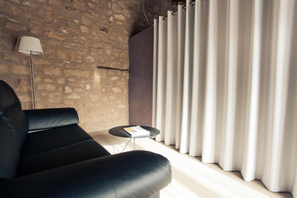 Hotel Restaurante Masia La Torre Mora de Rubielos Oda fotoğraf