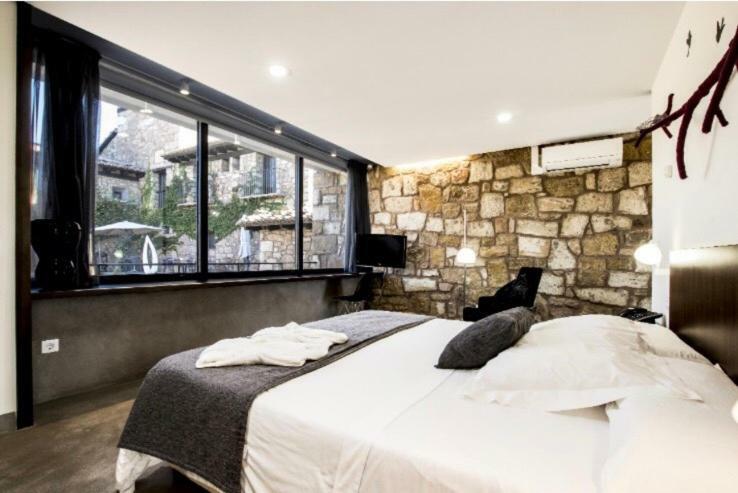 Hotel Restaurante Masia La Torre Mora de Rubielos Dış mekan fotoğraf